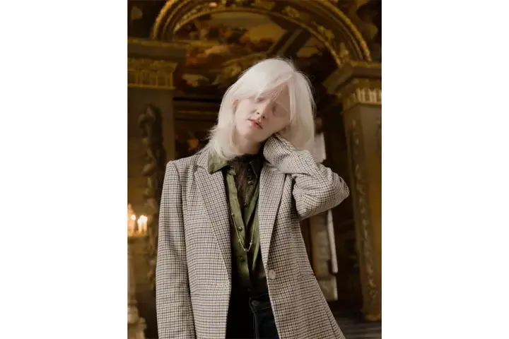 Portrait of a young woman.