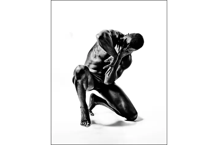 A strong portrait, captured by Simon Frederick, 3