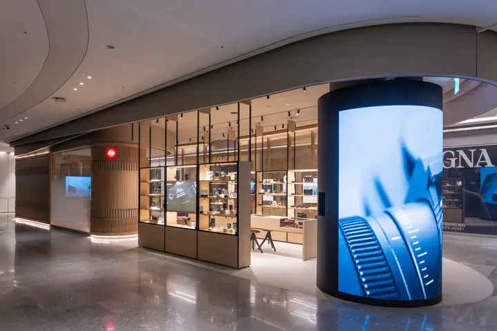 Front view of Leica Store Seoul Lotte Tower.