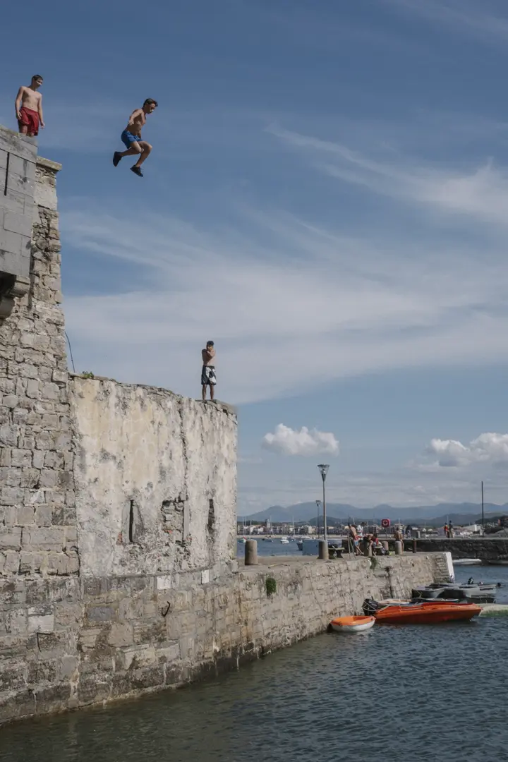 La Marée une exposition d'Emin Özmen