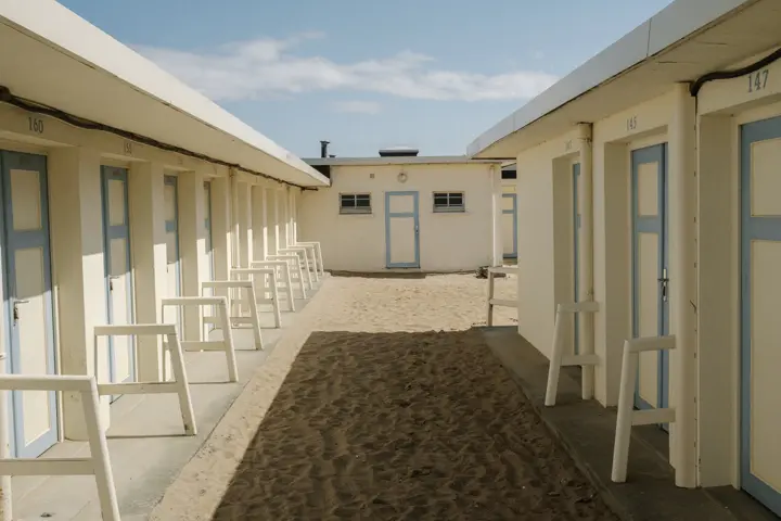 La Marée une exposition d'Emin Özmen