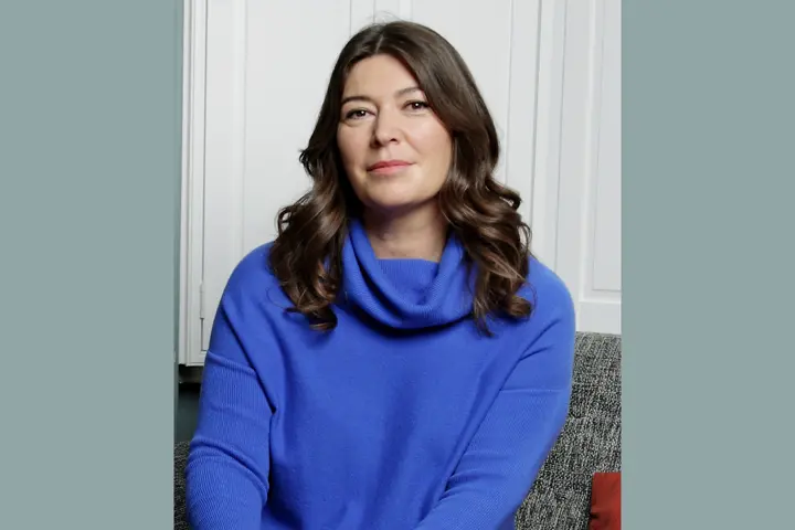 Sara Rumens headshot