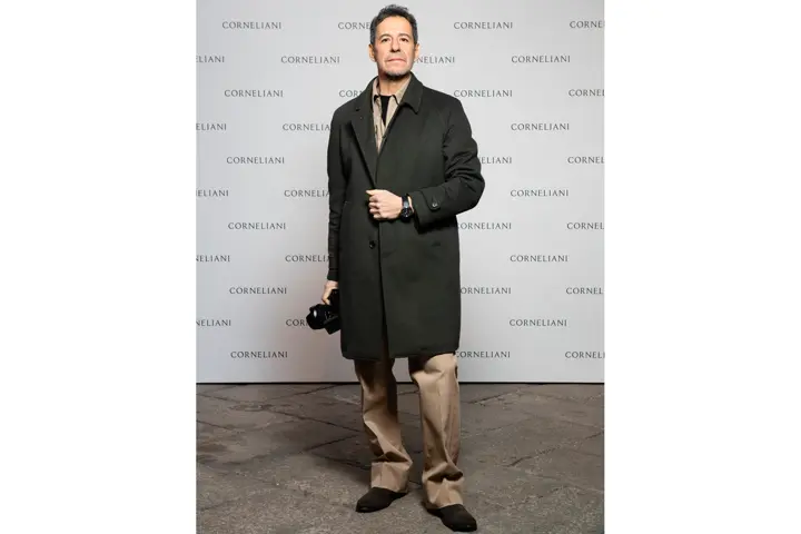 Stefano Guindani with the Leica SL3-S and Leica Watch ZM 11