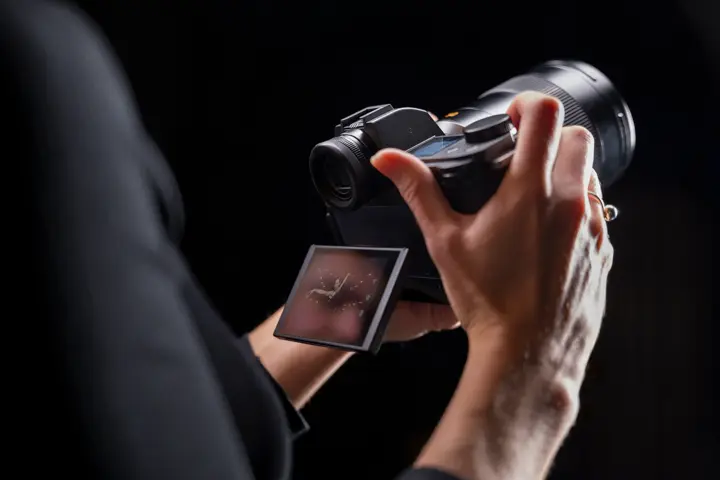 Hands off Xiomara Bender with a Leica SL3