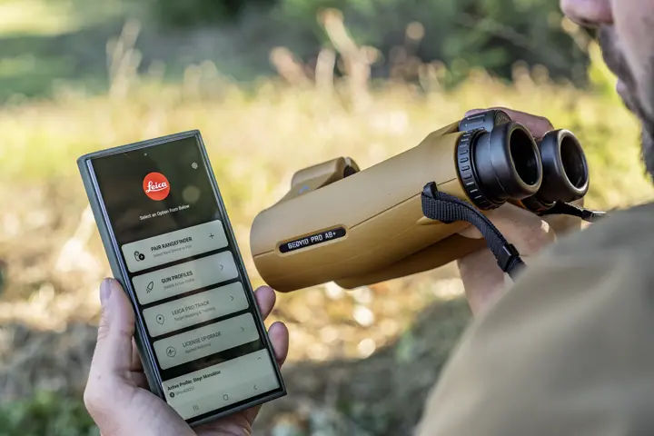 Image of Leica Geovid Being Paired Via Leica Ballistics App