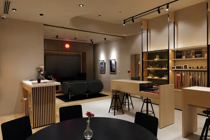 Leica Siam Paragon