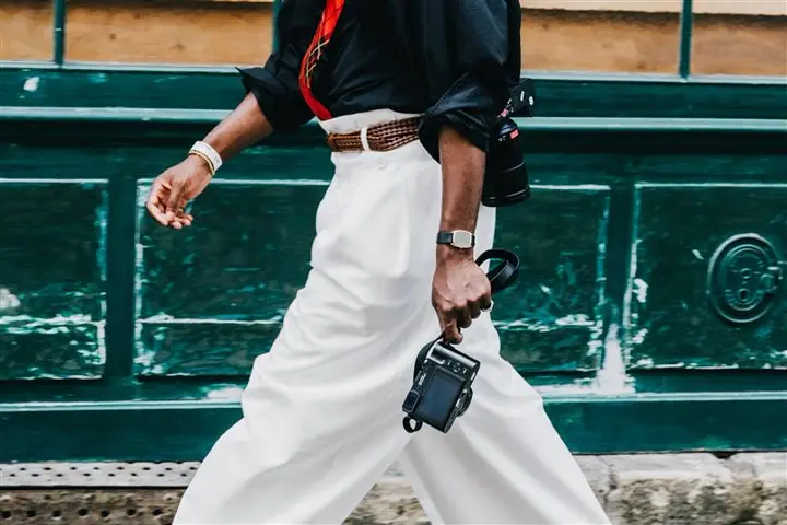 Alex Dobé with Leica Q3