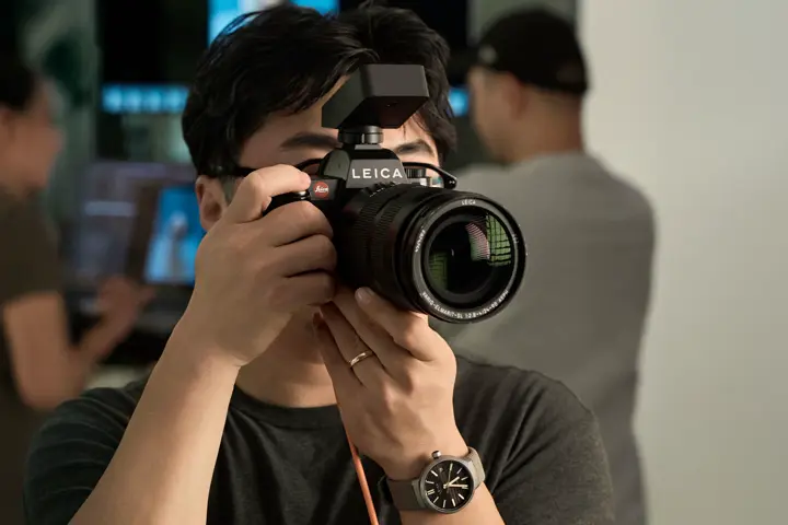 Xu Xiaowei with a Leica SL