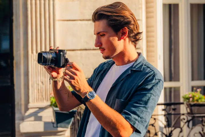 Calvin Courjon with the Leica Q3