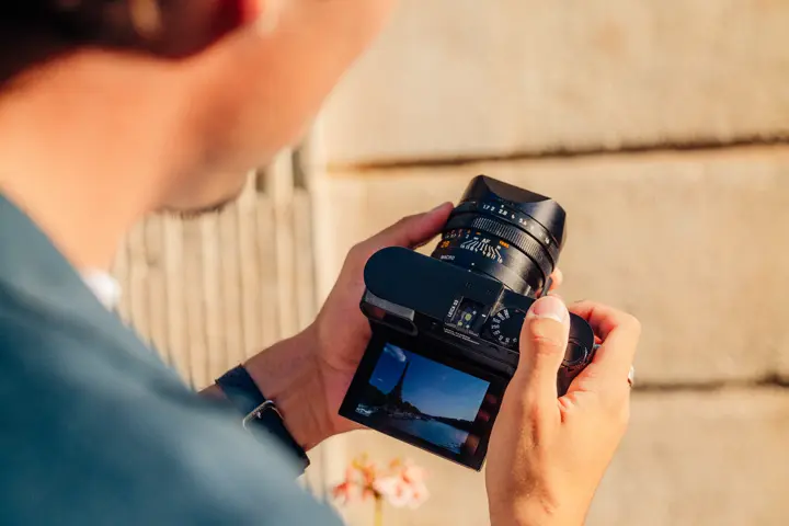 Calvin Courjon with the Leica Q3 Tilt Screen