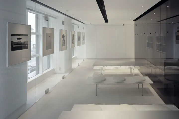 Leica Store Ginza insideview