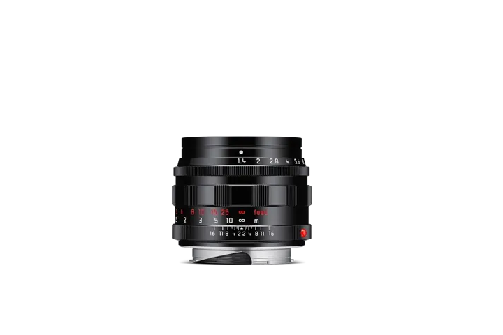 Leica Summilux-M 50 f/1.4 glossy black