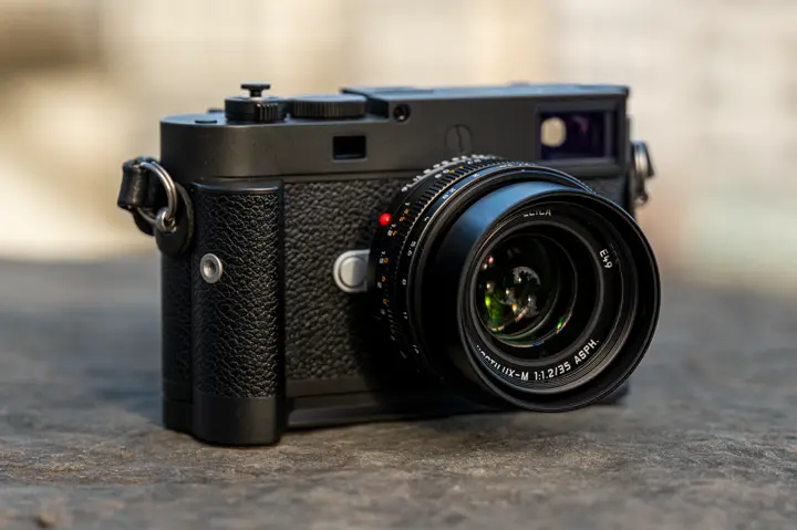 LCCH-Noctilux35mm-AndreasPretali-Zurich_Camera