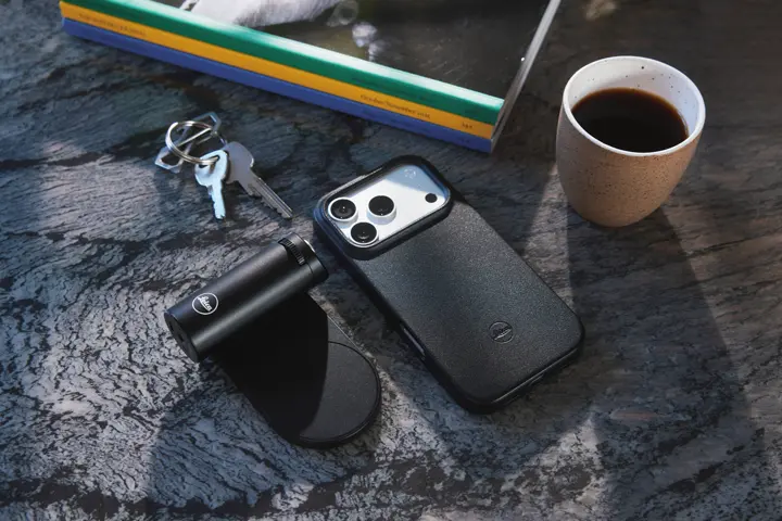 Leica LUX Case for iPhone 17 Pro and Pro Max with the LUX Grip