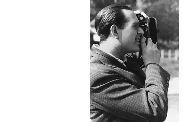 Fred Stein with Leica I 1937
