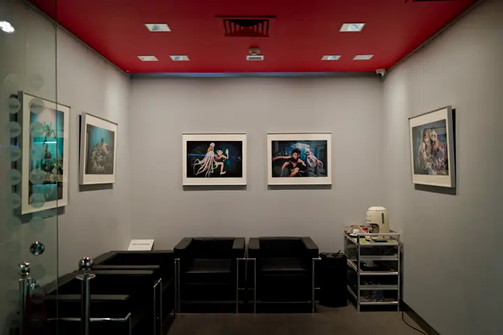 store gallery