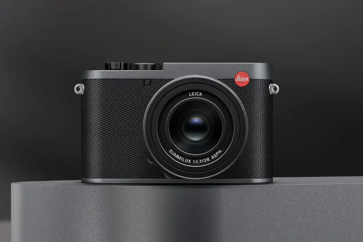 Leica Q3 Metal Gray