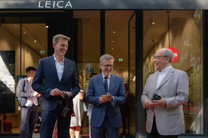 Front Leica Store Lisboa during the opening day