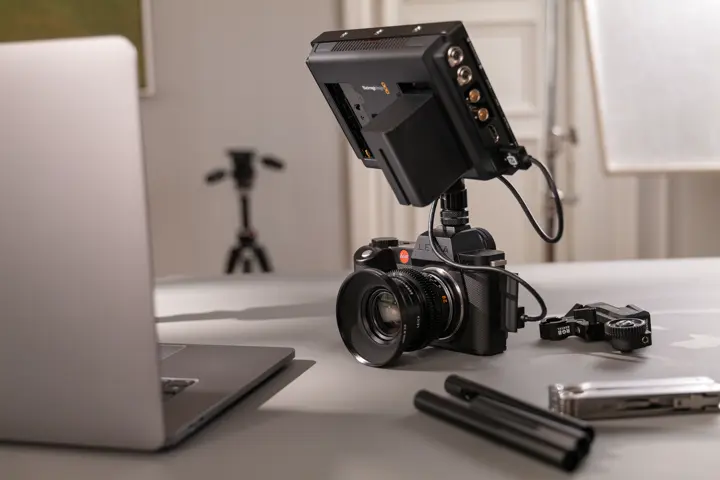 Leica SL3-P with video equipment