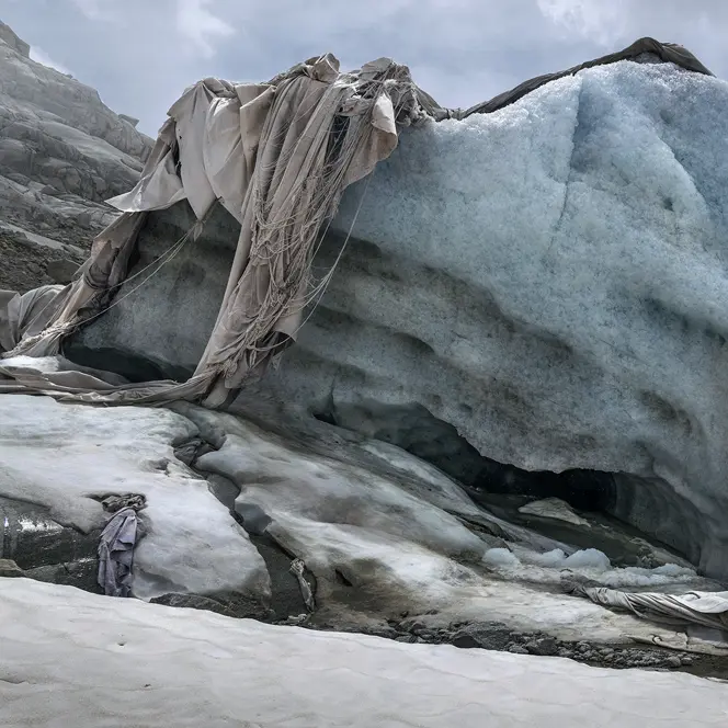 Photo from a glacier, taken by the german photographer Thomas Wrede 