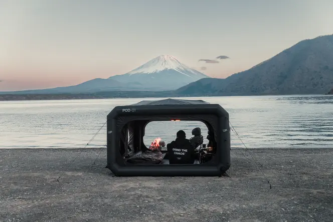 Lac avec en arrière plan le Mont Fuji