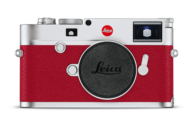 Leica-M10_silver_without-lens_front_amaranto_RGB_whiteBG