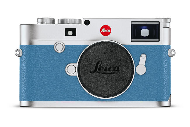 Leica-M10_silver_without-lens_front_limoges_RGB_whiteBG