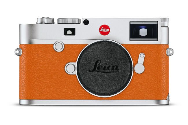 Leica-M10_silver_without-lens_front_orange_RGB_whiteBG