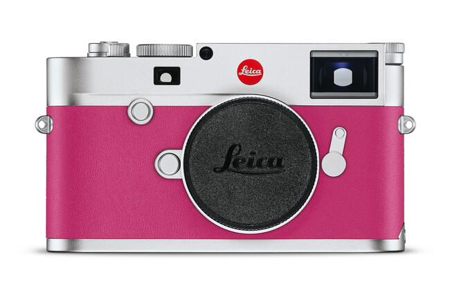 Leica-M10_silver_without-lens_front_passion_RGB_whiteBG
