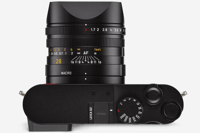 Leica-Q2 - top Sensor