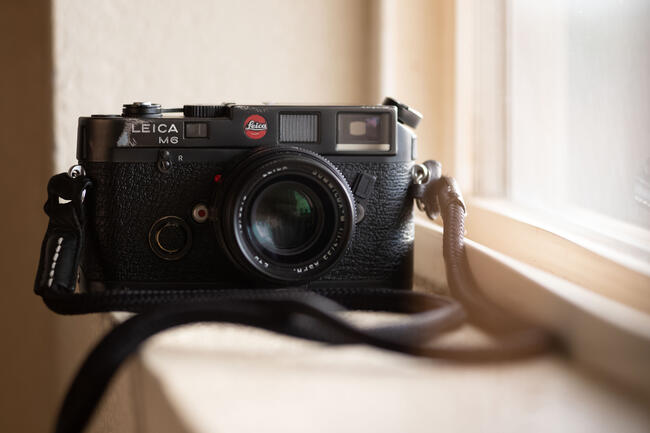 Leica Camera Pre-Owned & Used Products