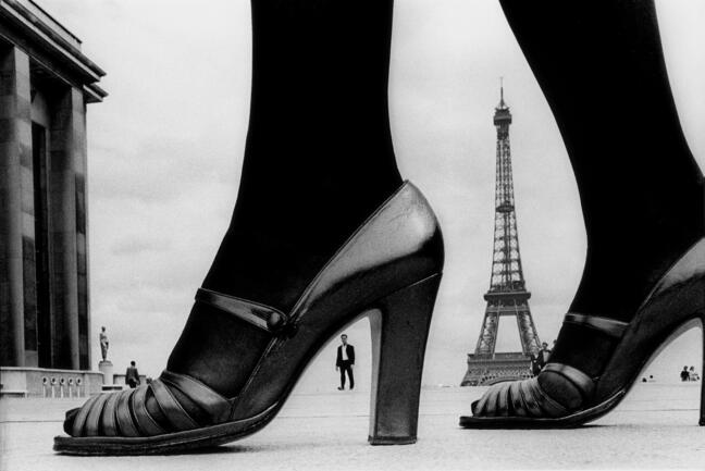 06_cfrankhorvat_1974_paris_for_stern_shoes_and_eiffel_tower.jpg