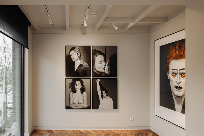 Leica Gallery Amsterdam inside