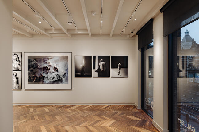 Leica Gallery Amsterdam inside