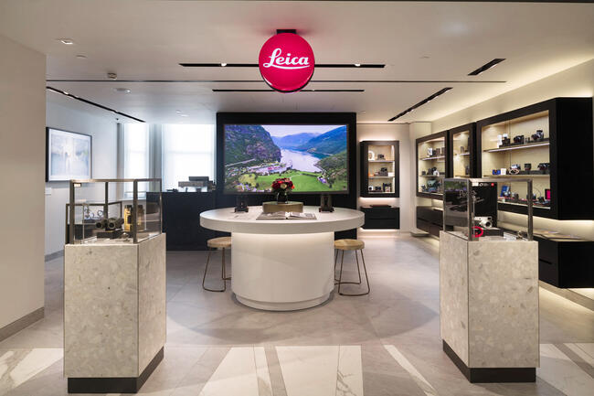 Overview of the Leica Store London Harrods
