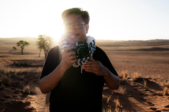Pat Domingo with the Leica SL3 in the desert