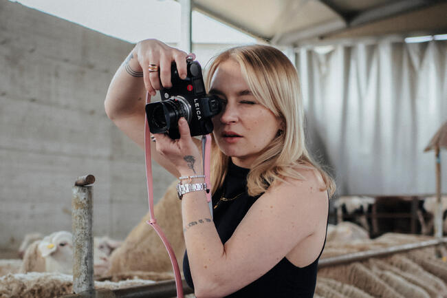 Tabea Magdalena Martin with the Leica SL3