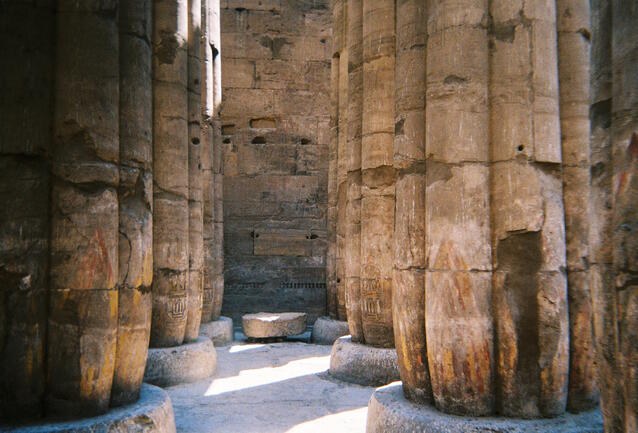pillars_space_luxor_temple_luxor_egypt_2022_c_hrh_princess_sirivannavari_nariratan.jpg