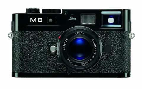 2008_M8-2_black_Summarit2-5_50_Front.jpg
