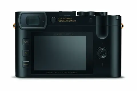 Leica+Q2_Daniel+Craig+x+Greg+Williams_BACK_CMYK.jpg