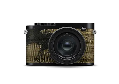Leica Q2 "Dawn" by Seal