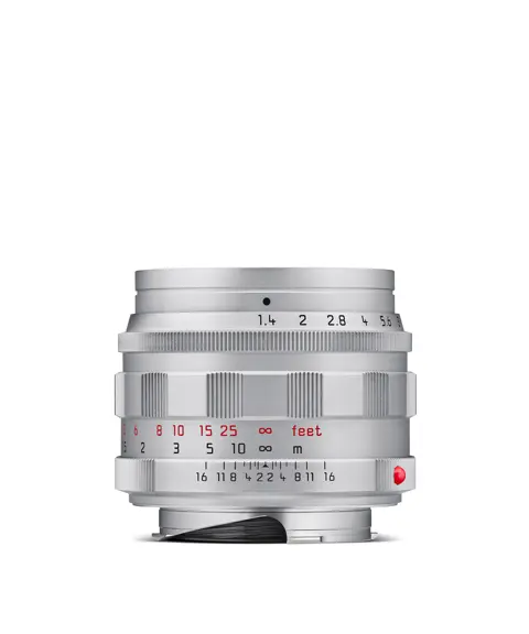 Leica Summilux-M 50 f/1.4, silver chrome finish, front