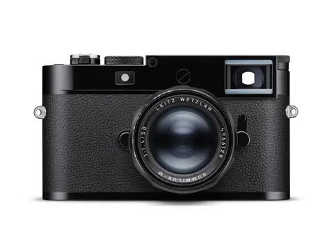 Leica M11_Summilux-M 50 f/1.4 glossy black paint finish, front