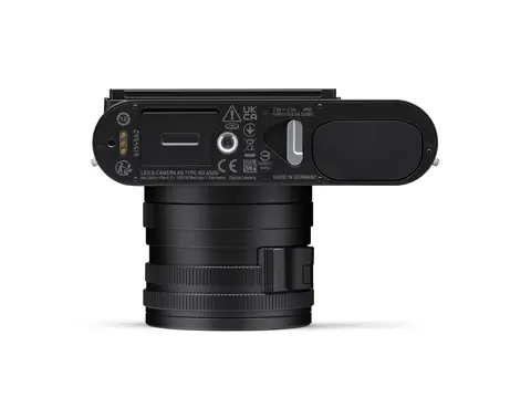 Leica Q3 Monochrom bottom