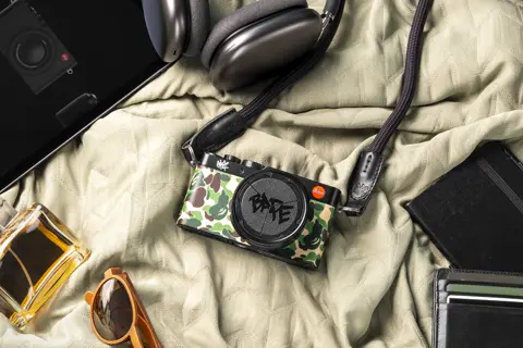 Leica D-Lux 8 and all day accessories