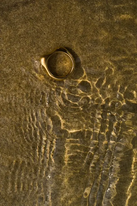 ring and water reflection