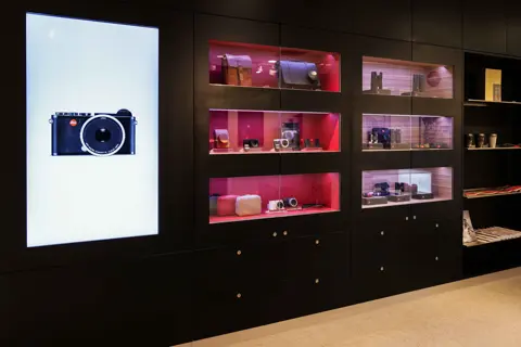 Leica Store Osaka Hankyu Umeda