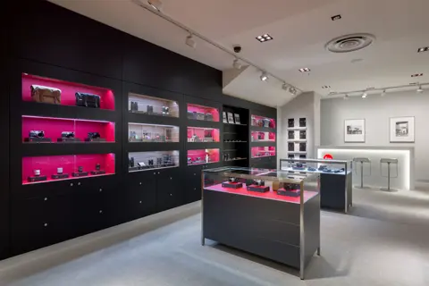 Leica Store Iwataya Fukuoka