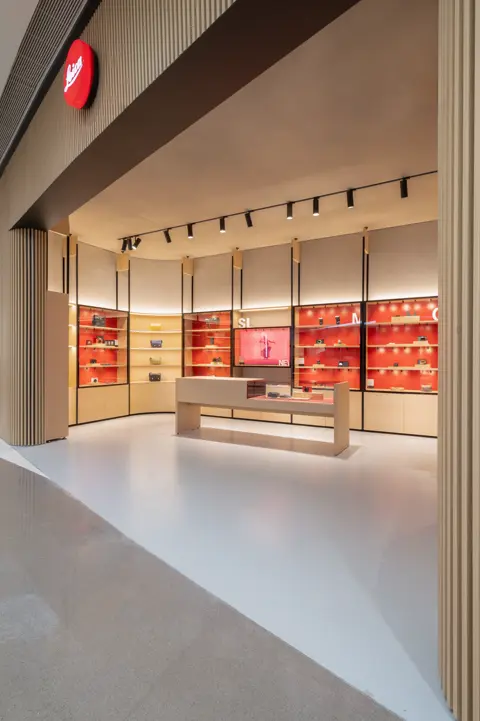 store inside