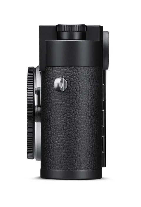 M11 Monochrom, left